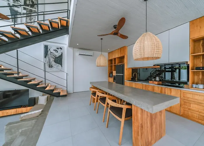 Baliwood: Splendid 2br - 200m Away From The Villa