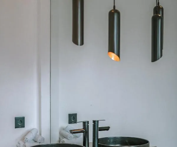 Baliwood: Splendid 2br - 200m Away From The Canggu (Bali)