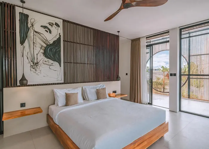 Baliwood: Splendid 2br - 200m Away From The *