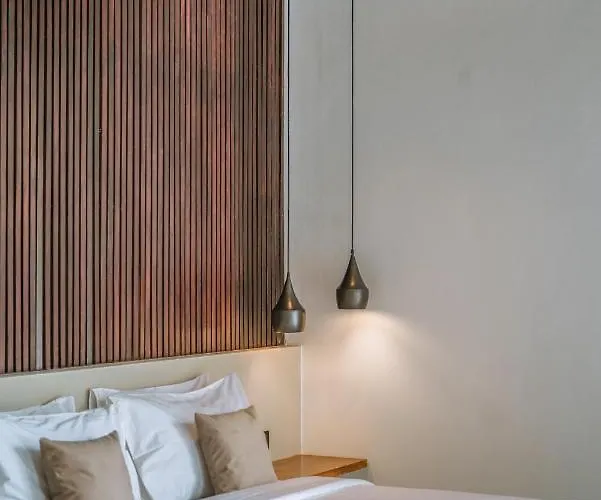 Villa Baliwood: Splendid 2br - 200m Away From The *