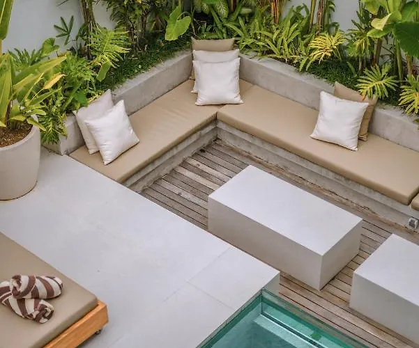 Baliwood: Splendid 2br - 200m Away From The